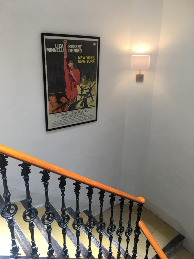 Madison Rooms 锡切斯 外观 照片